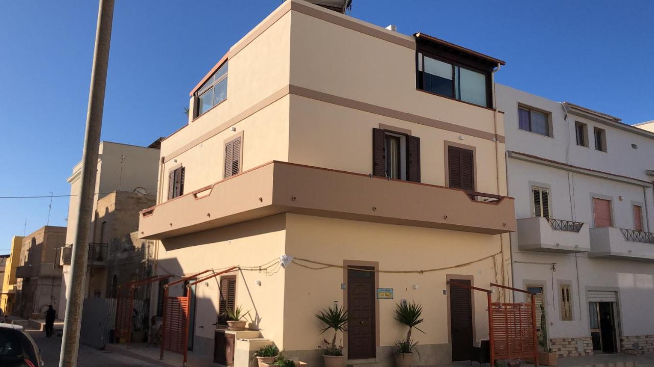 Bed and Breakfast Le Cale Lampedusa Exterior foto