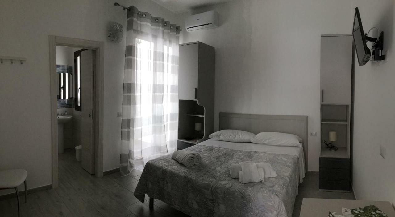Bed and Breakfast Le Cale Lampedusa Exterior foto